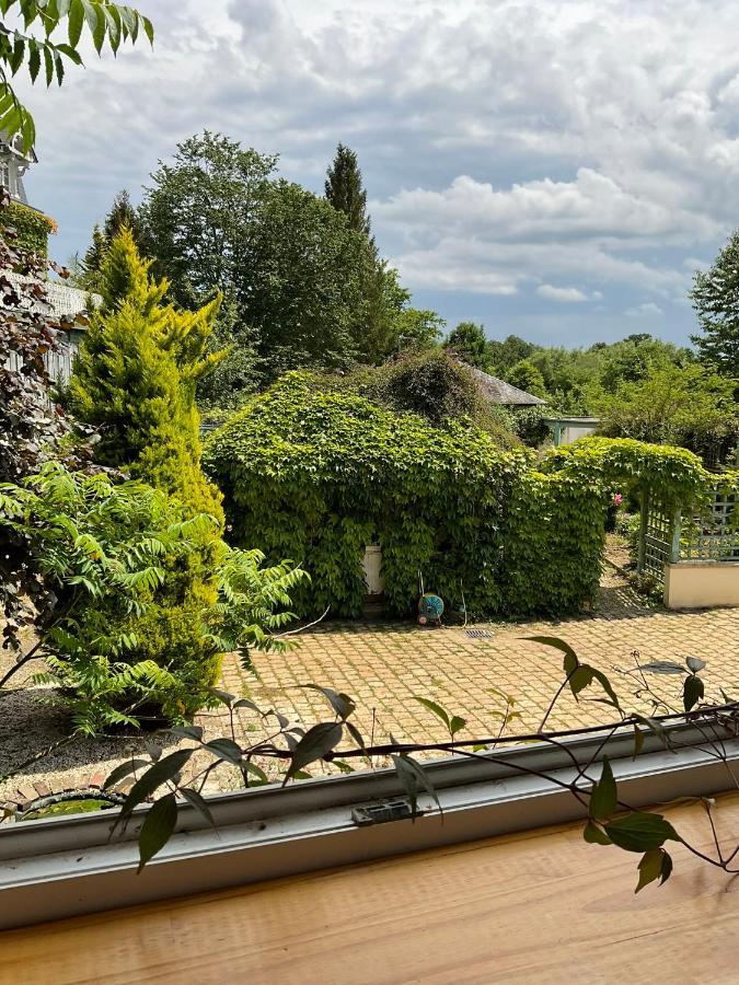 Le Glycine A Manoir Sainte Cecile Lägenhet Juvigny-Val-d'Andaine Exteriör bild